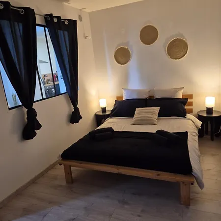 L'ebene-grand T2-raffine-en Rez De Chaussee Apartment *